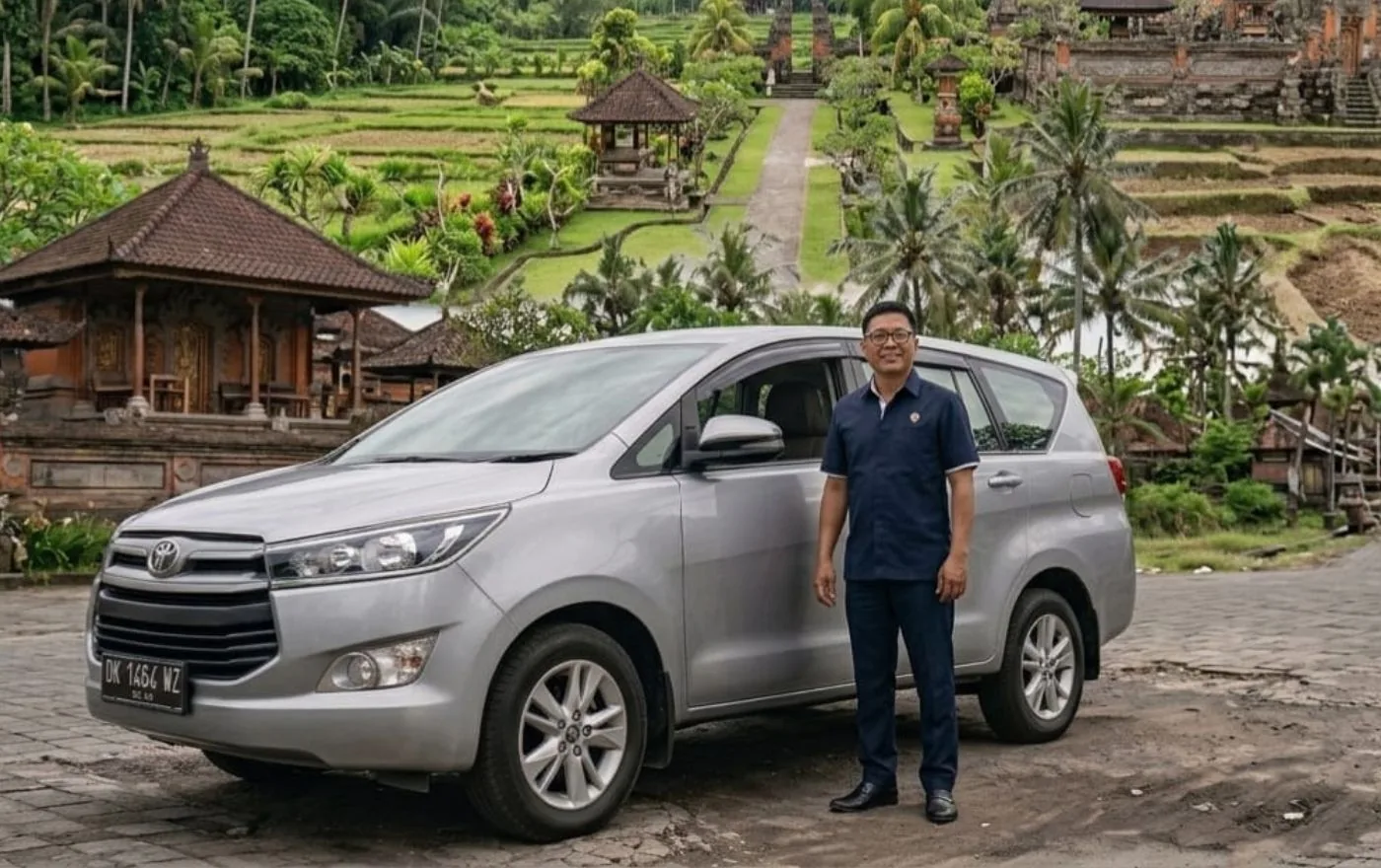 Private driver with luxury air-conditioned car for Bali sightseeing tours